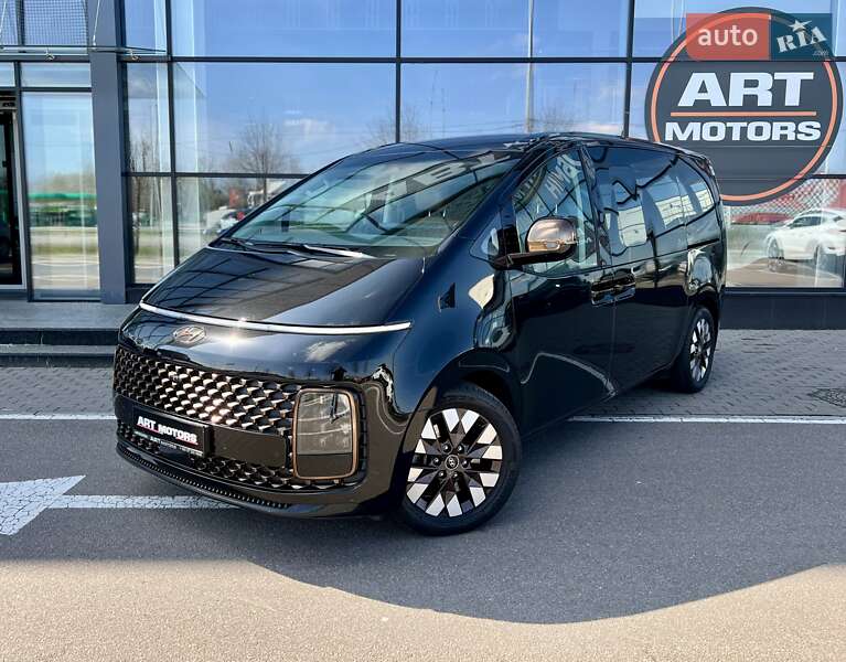 2022 hyundai staria