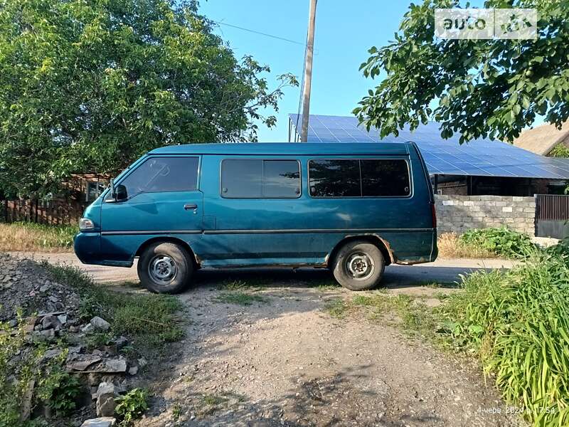 1996 hyundai h100