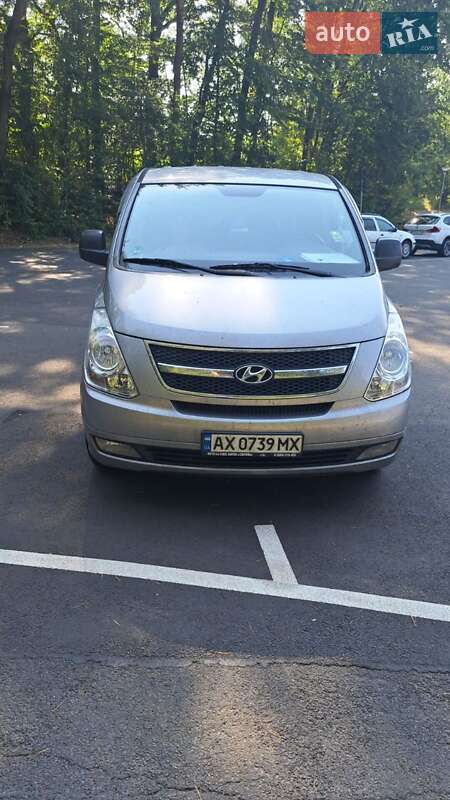 2014 hyundai grand starex