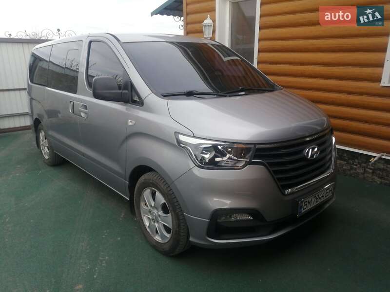 2018 hyundai grand starex
