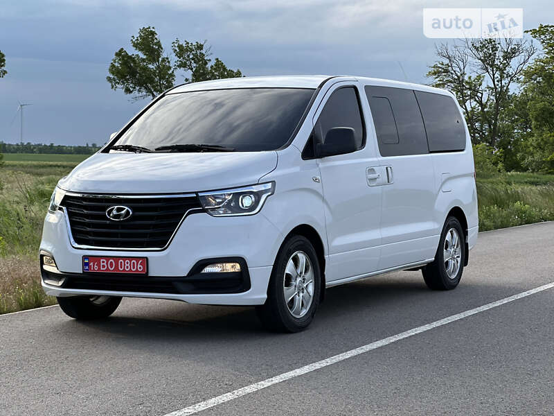 2019 hyundai grand starex