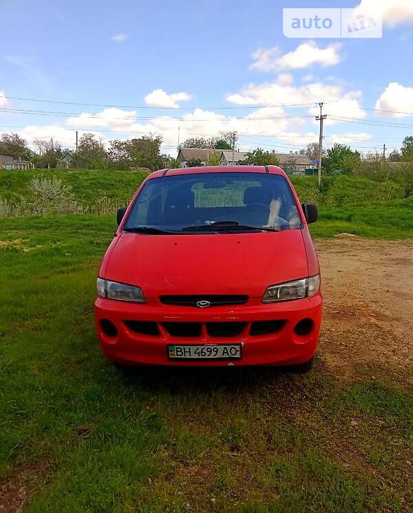 1998 hyundai h200