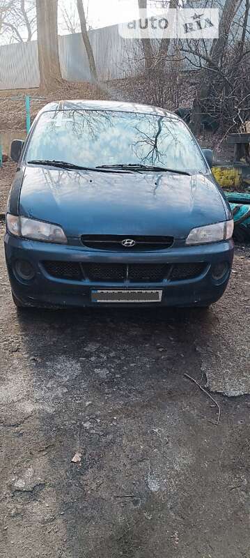 1998 hyundai h200