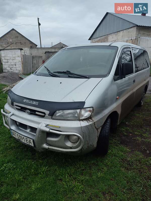 1998 hyundai h200