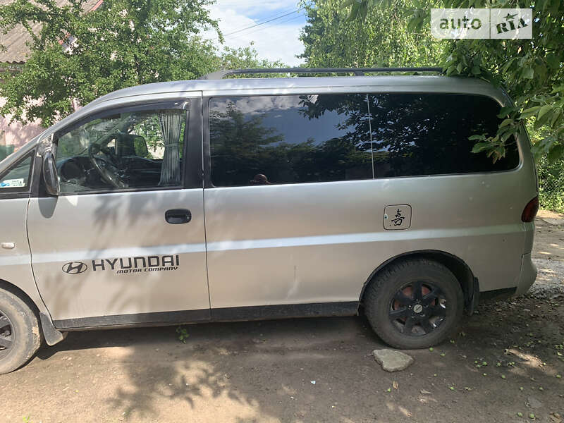 1998 hyundai h-1