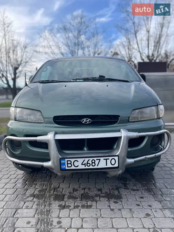 1999 hyundai h200