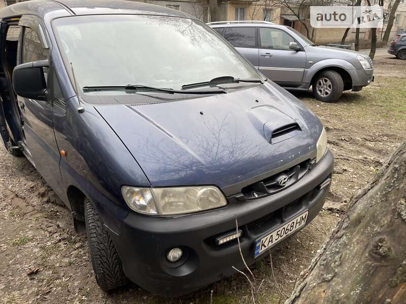 2001 hyundai h-1
