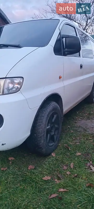 2001 hyundai h-1