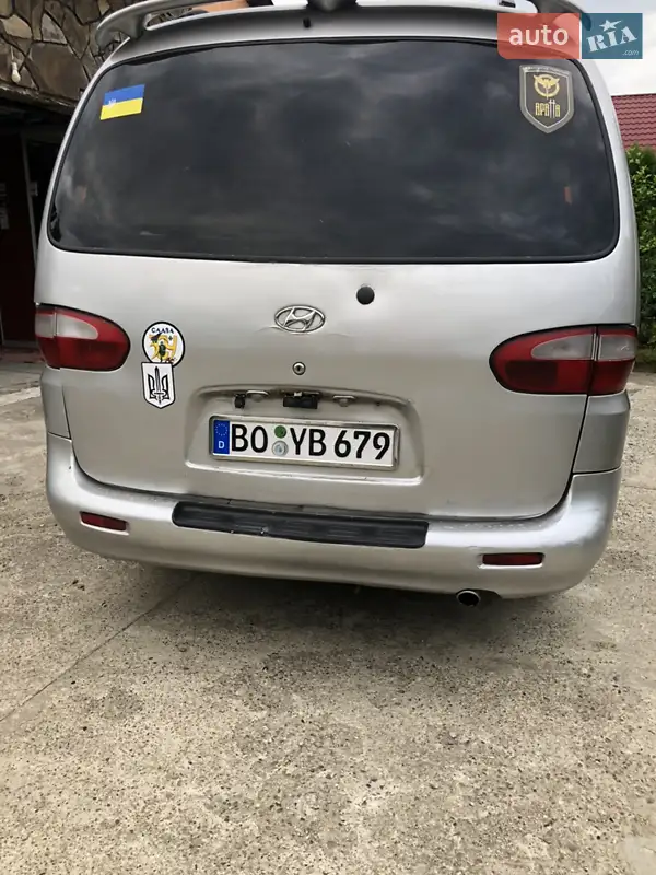 2000 hyundai h-1