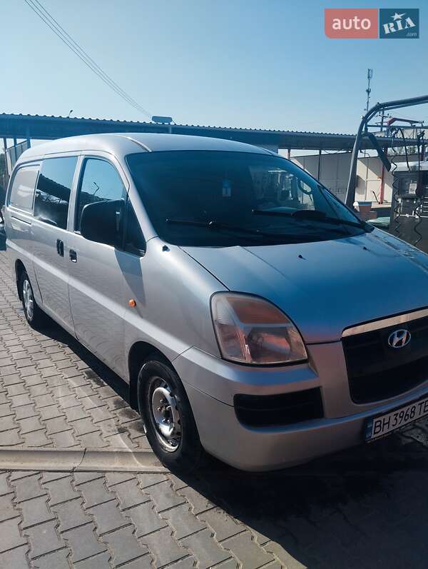 2007 hyundai h-1