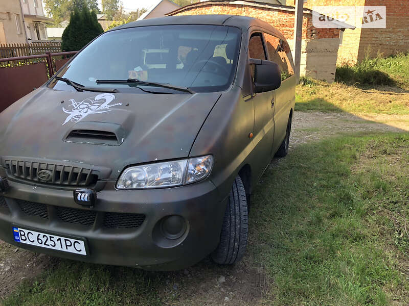 2000 hyundai h-1
