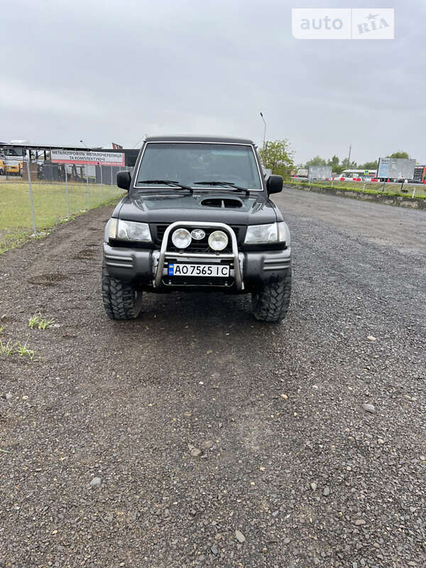 2000 hyundai galloper