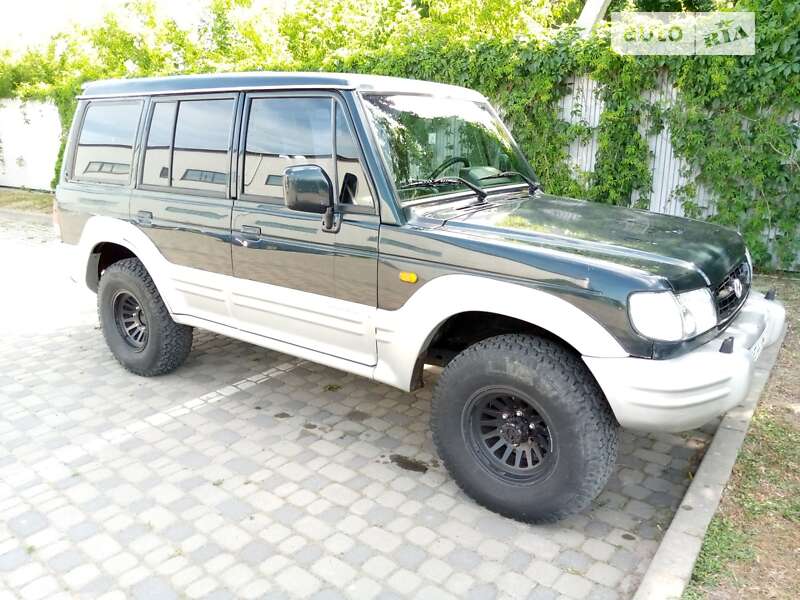 1999 hyundai galloper