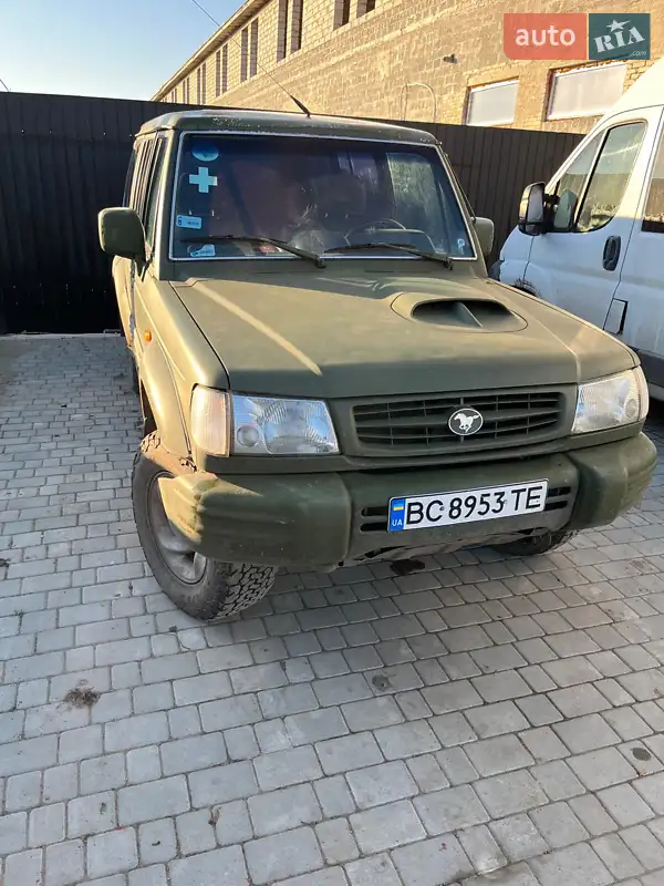 2001 hyundai galloper