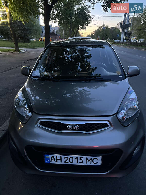 2012 kia picanto