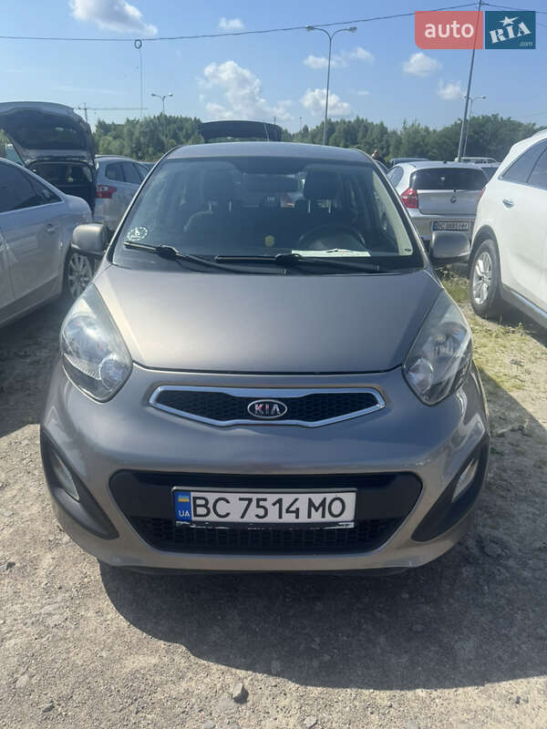 2012 kia picanto