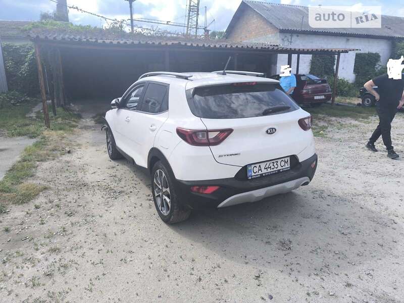 2017 kia stonic