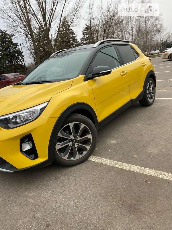 2020 kia stonic