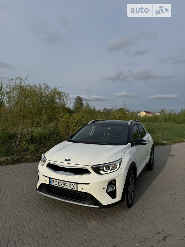 2020 kia stonic