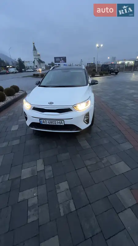 2020 kia stonic
