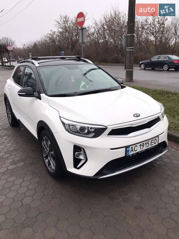 2020 kia stonic