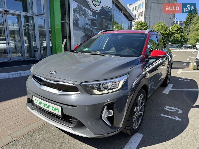 2020 kia stonic
