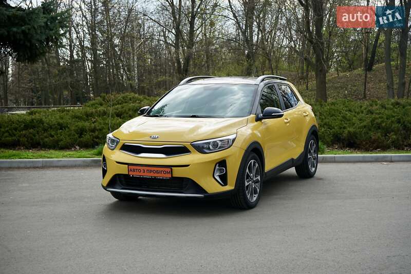 2020 kia stonic