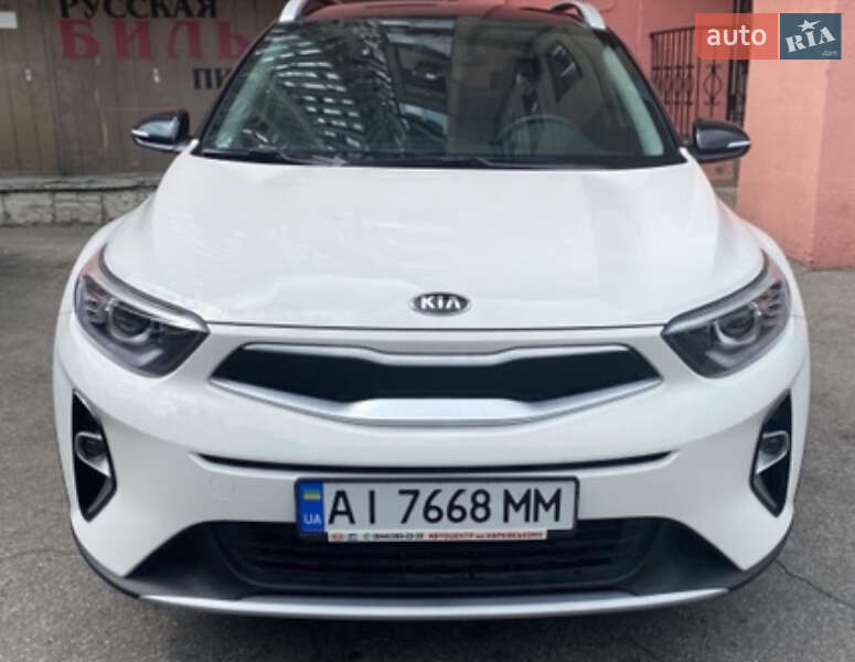 2020 kia stonic
