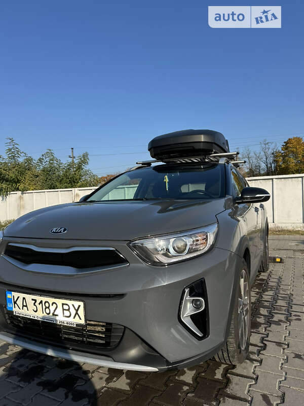 2020 kia stonic