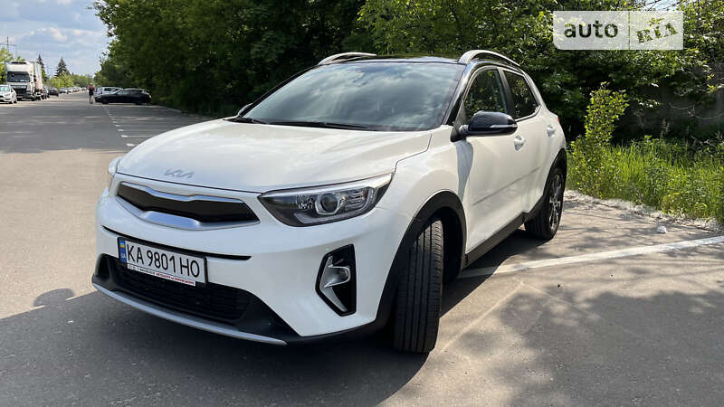 2022 kia stonic