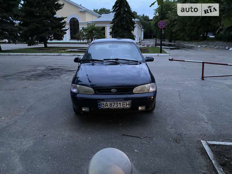 1996 kia avella