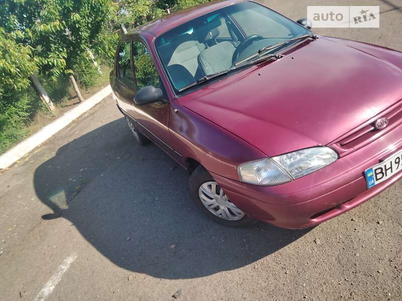 1997 kia avella