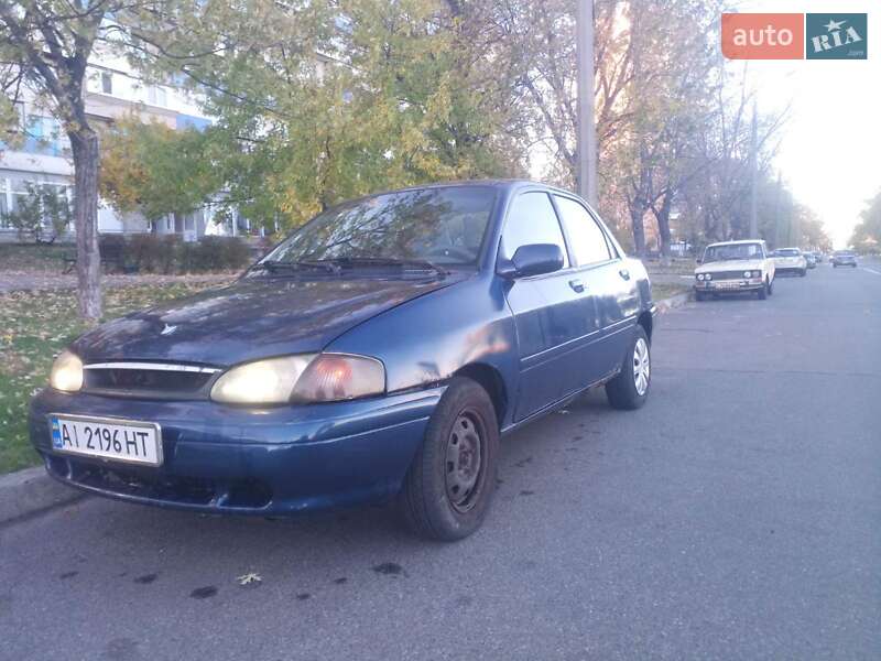 1997 kia shuma