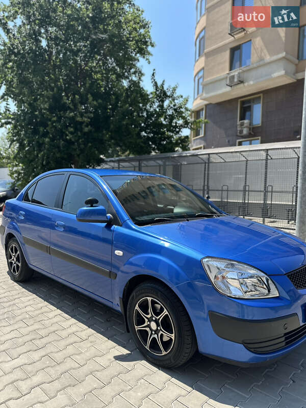 2008 kia rio