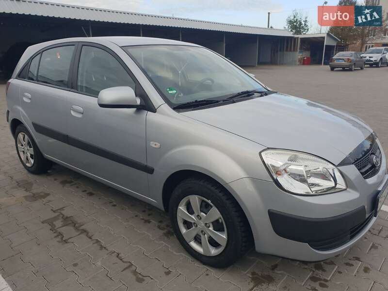 2009 kia rio