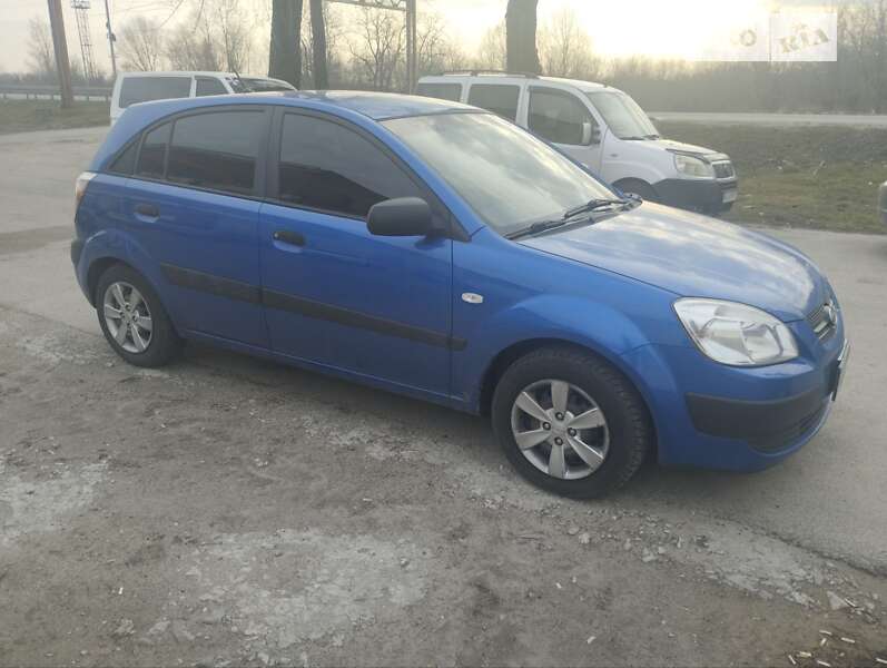 2009 kia rio