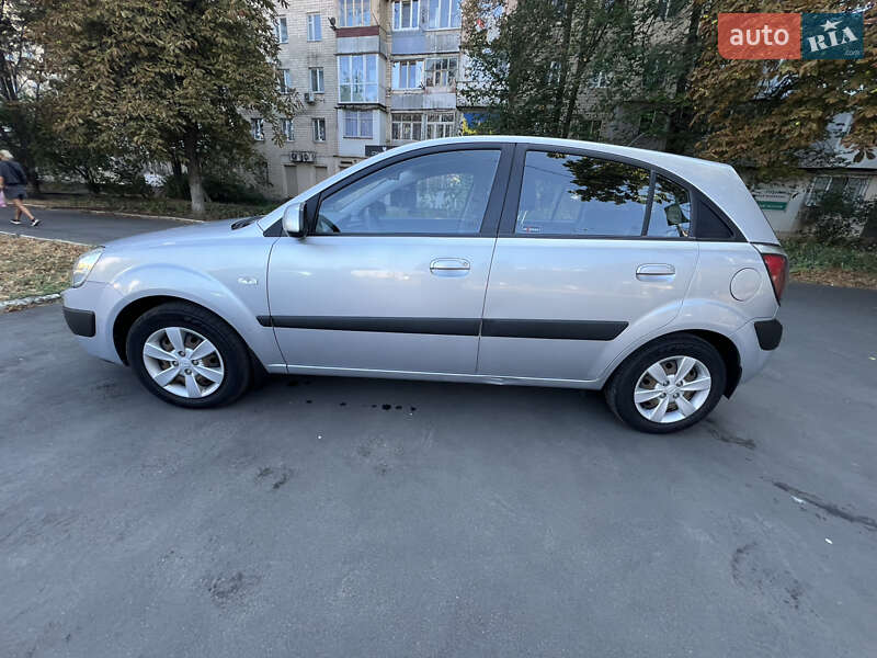 2008 kia rio