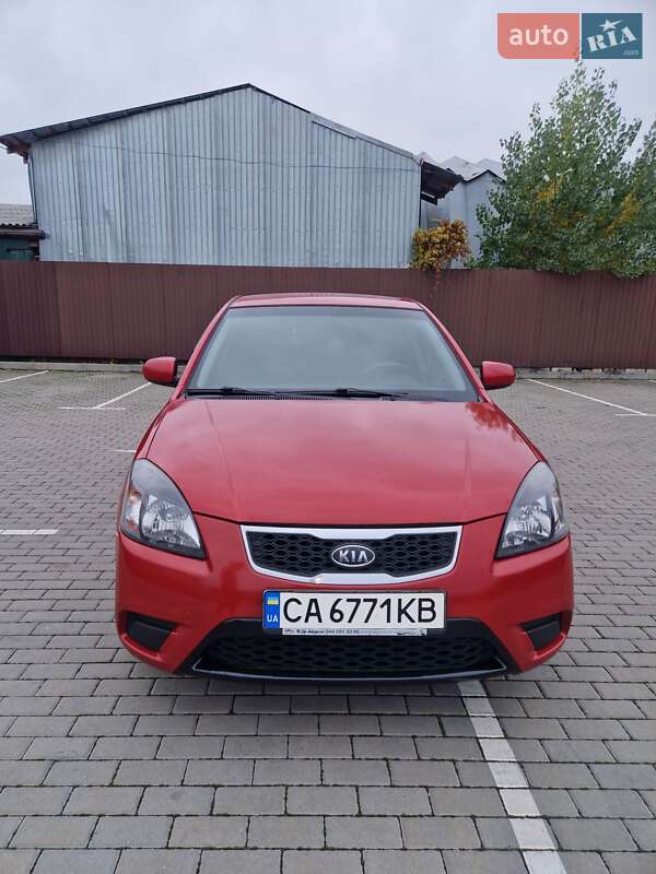2010 kia rio