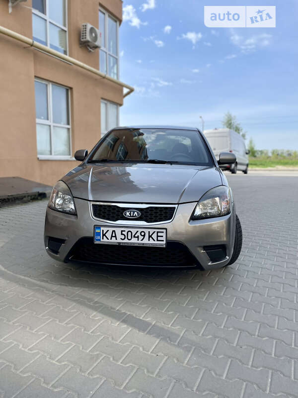 2011 kia rio
