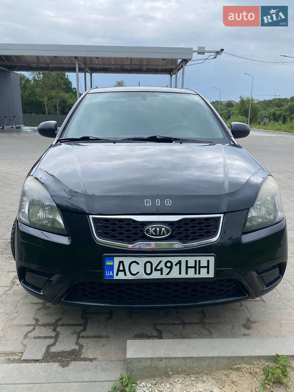 2010 kia rio