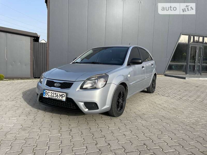 2010 kia rio