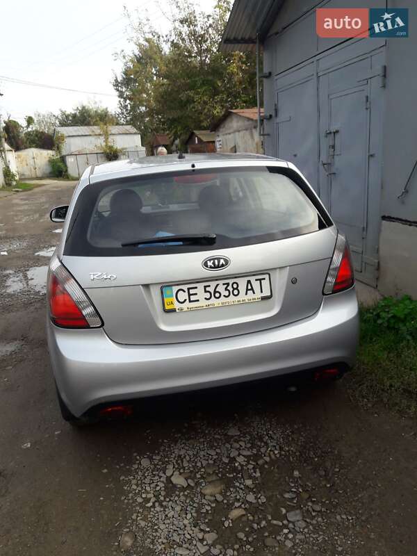 2010 kia rio