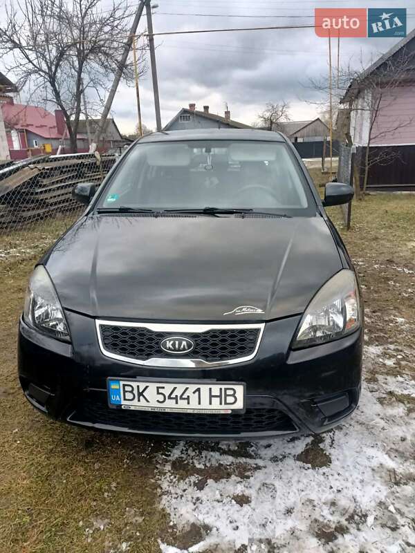2010 kia rio