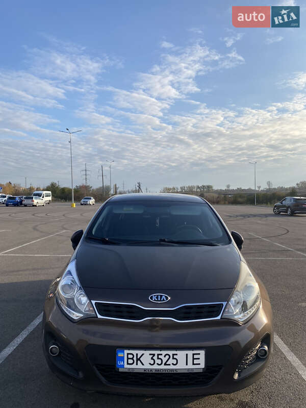 2012 kia rio