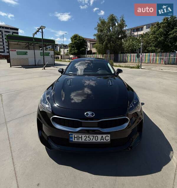2019 kia stinger