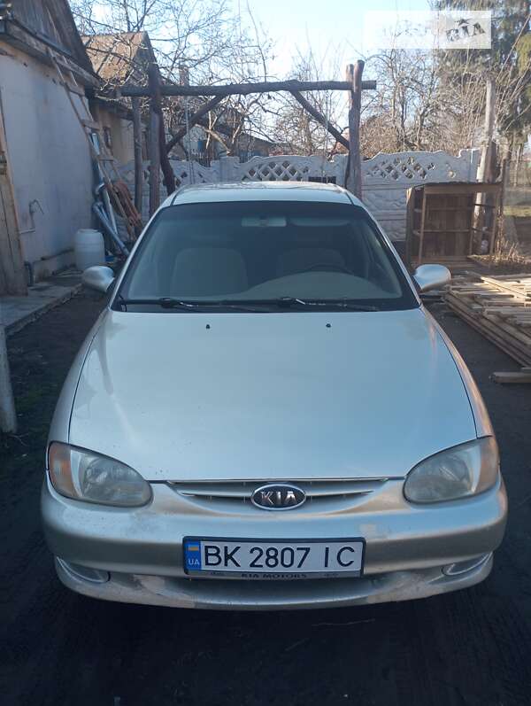 2000 kia sephia
