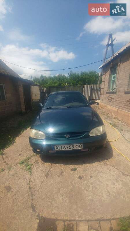 2003 kia sephia
