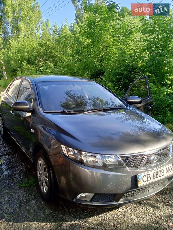 2012 kia cerato