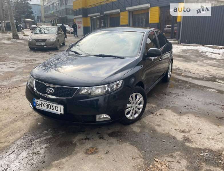 2011 kia cerato