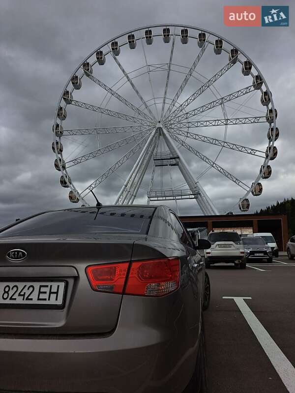2011 kia cerato